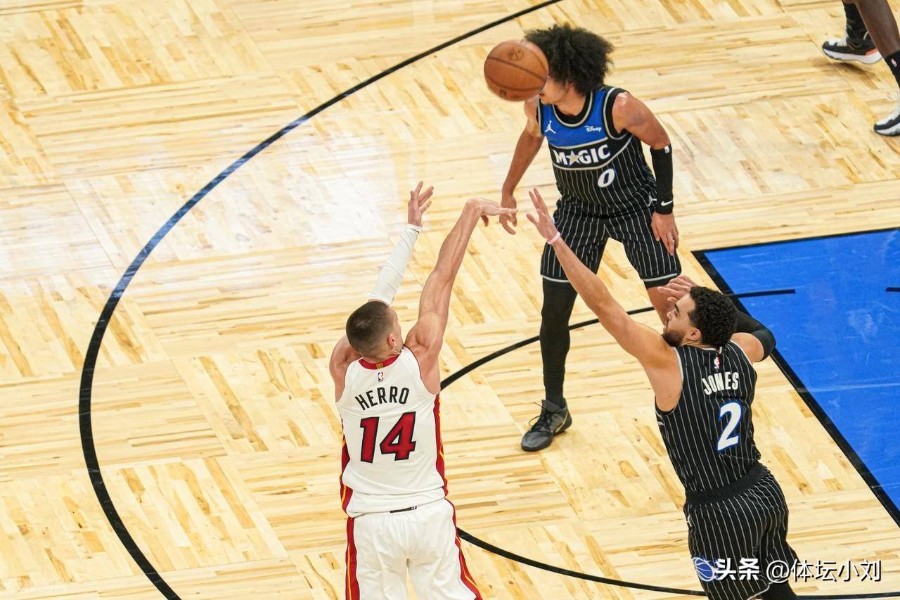 包含加时末段体能课后，纽卡斯尔遗憾出局备战NBA常规赛，信心回归，训练强度明显提升的词条